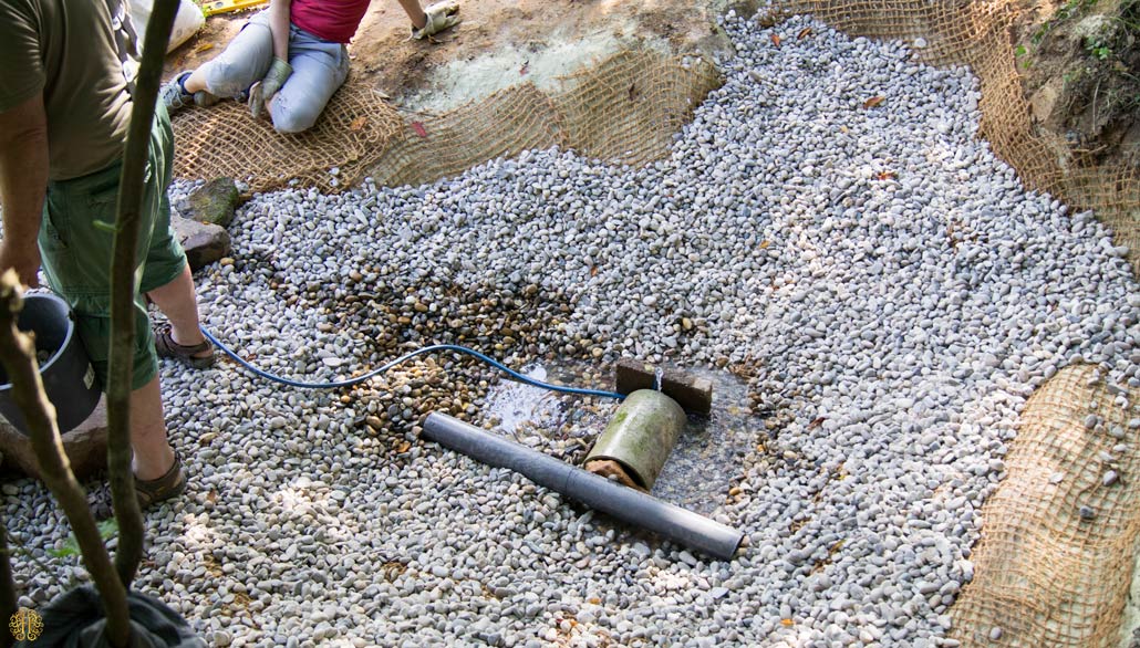 Adding pebbles for extra protection - hyperbrain.me